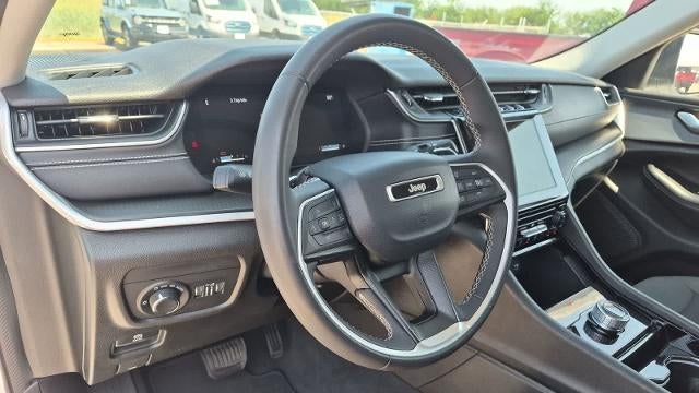2023 Jeep Grand Cherokee Laredo X