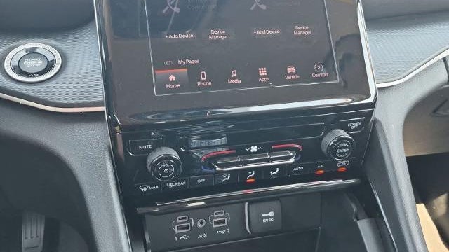 2023 Jeep Grand Cherokee Laredo X
