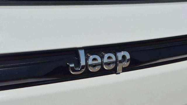 2023 Jeep Grand Cherokee Laredo X