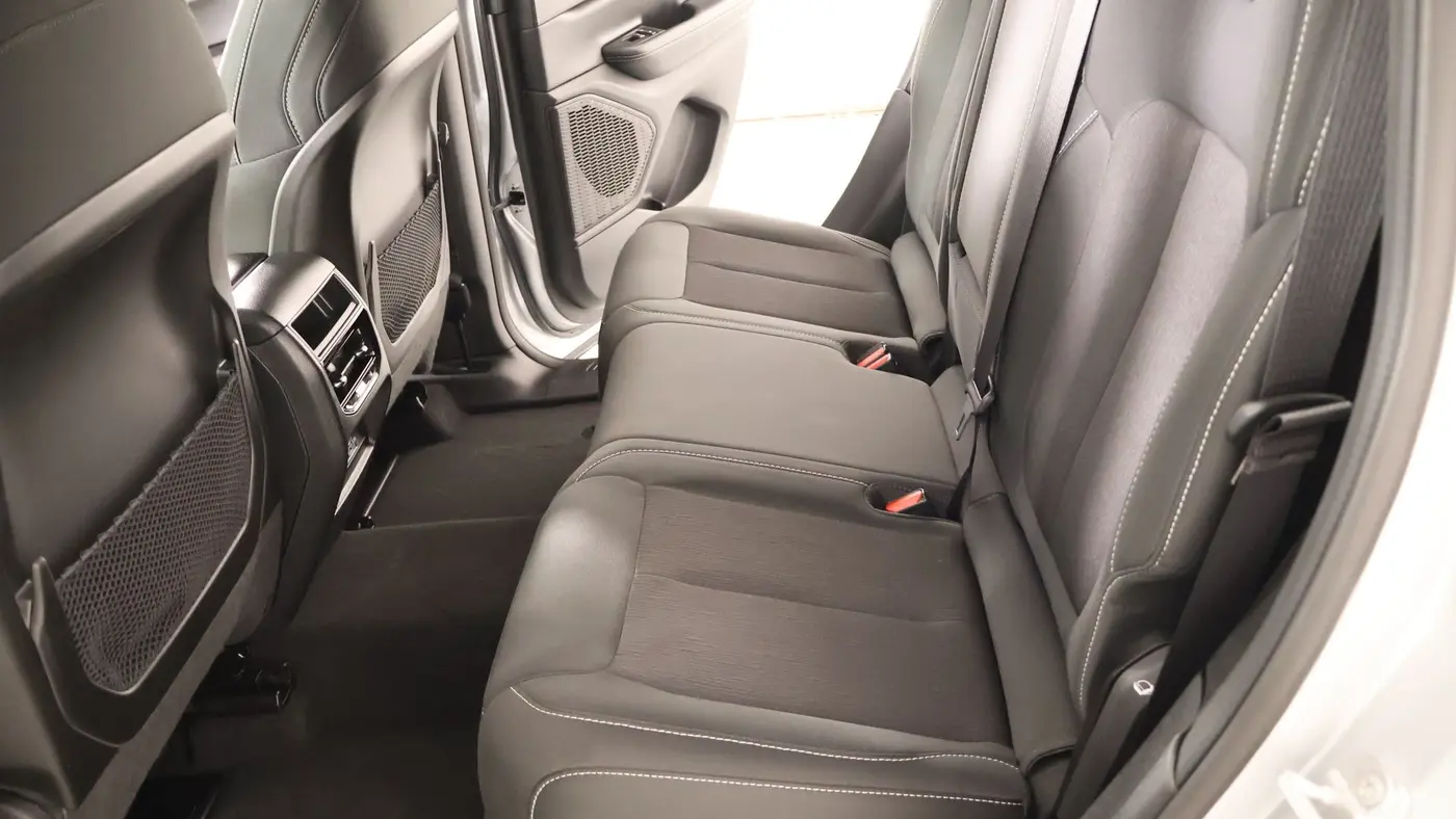 2025 Jeep Grand Cherokee Laredo A