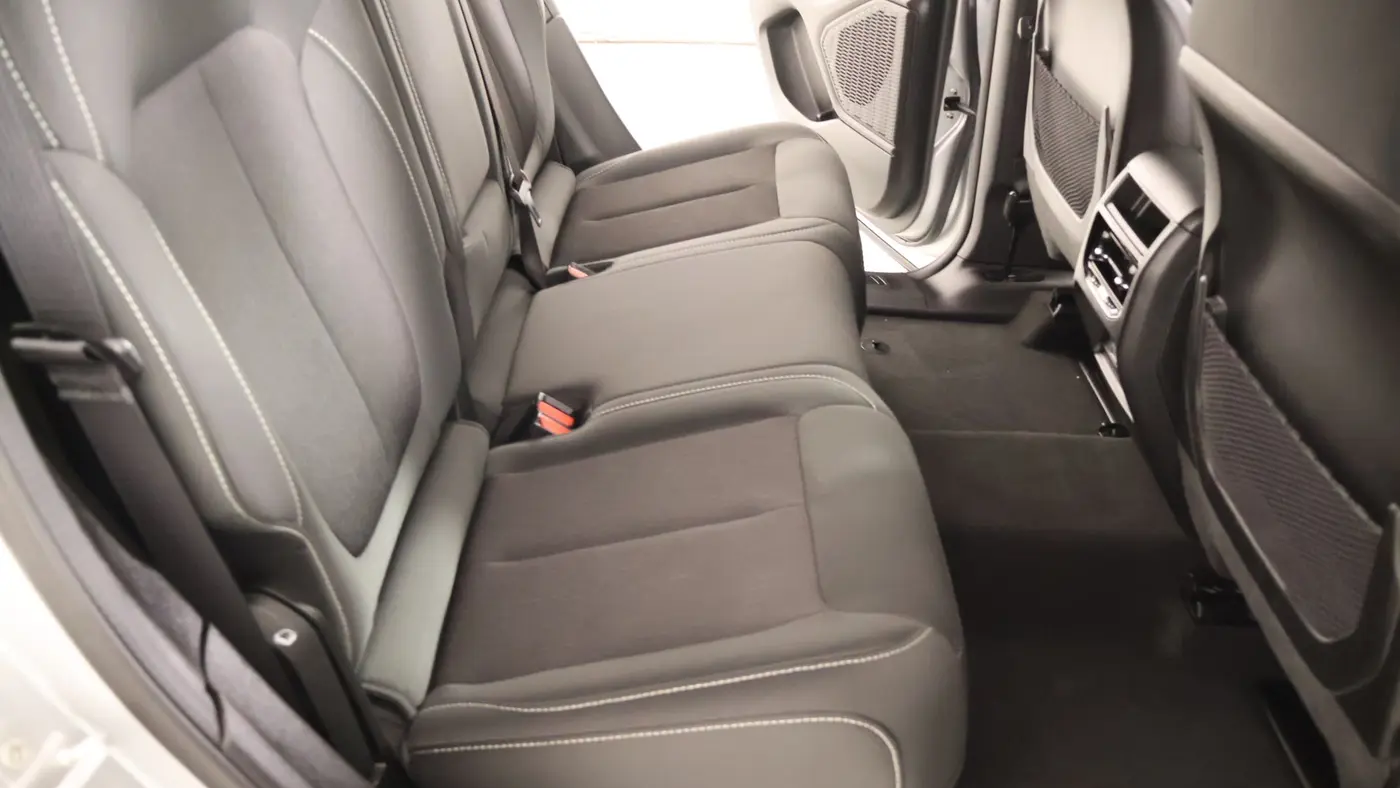 2025 Jeep Grand Cherokee Laredo A