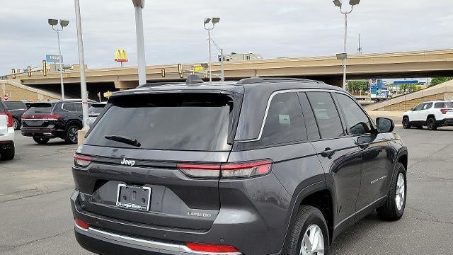 2025 Jeep Grand Cherokee Laredo A