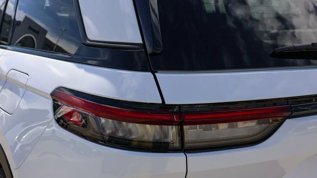 2026 Jeep Grand Cherokee Altitude