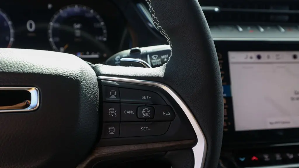 2026 Jeep Grand Cherokee Altitude