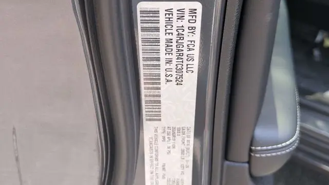 2026 Jeep Grand Cherokee Altitude