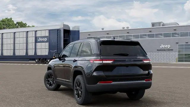 2026 Jeep Grand Cherokee Altitude