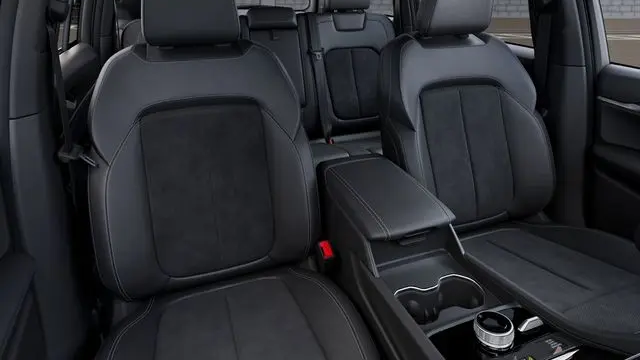2026 Jeep Grand Cherokee Altitude