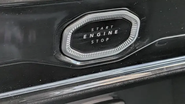 2026 Jeep Grand Cherokee Altitude