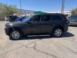 2023 Grand Cherokee Thumbnail 4