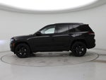 2023 Grand Cherokee Thumbnail 3