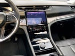 2023 Grand Cherokee Thumbnail 7