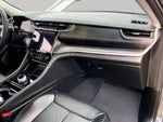2023 Grand Cherokee Thumbnail 17