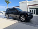 2023 Grand Cherokee Thumbnail 2