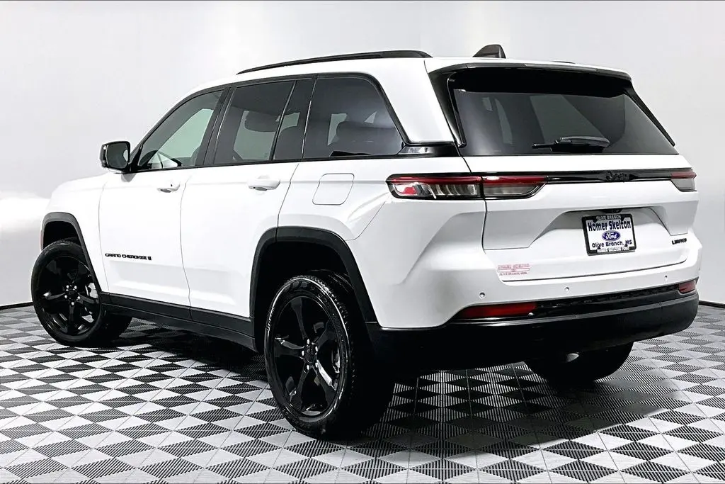 2024 Jeep Cherokee - $33,541