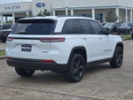 2023 Grand Cherokee Thumbnail 3