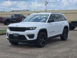 2023 Grand Cherokee Thumbnail 7