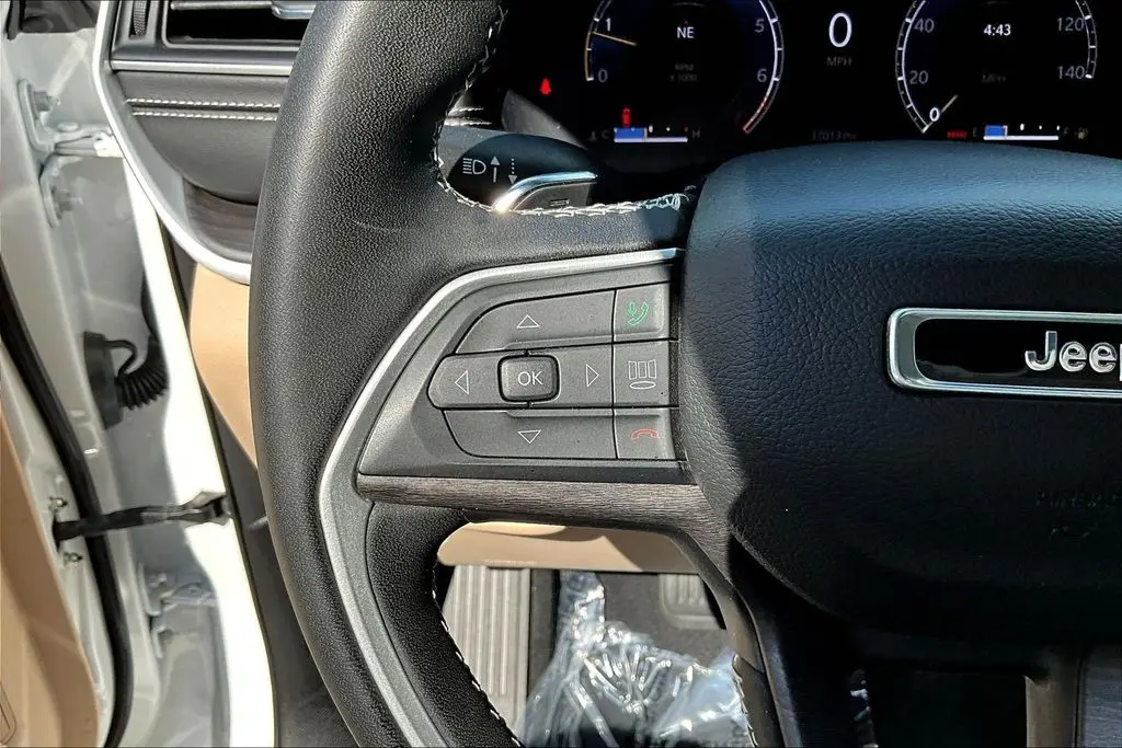 2023 Jeep Cherokee - $26,500