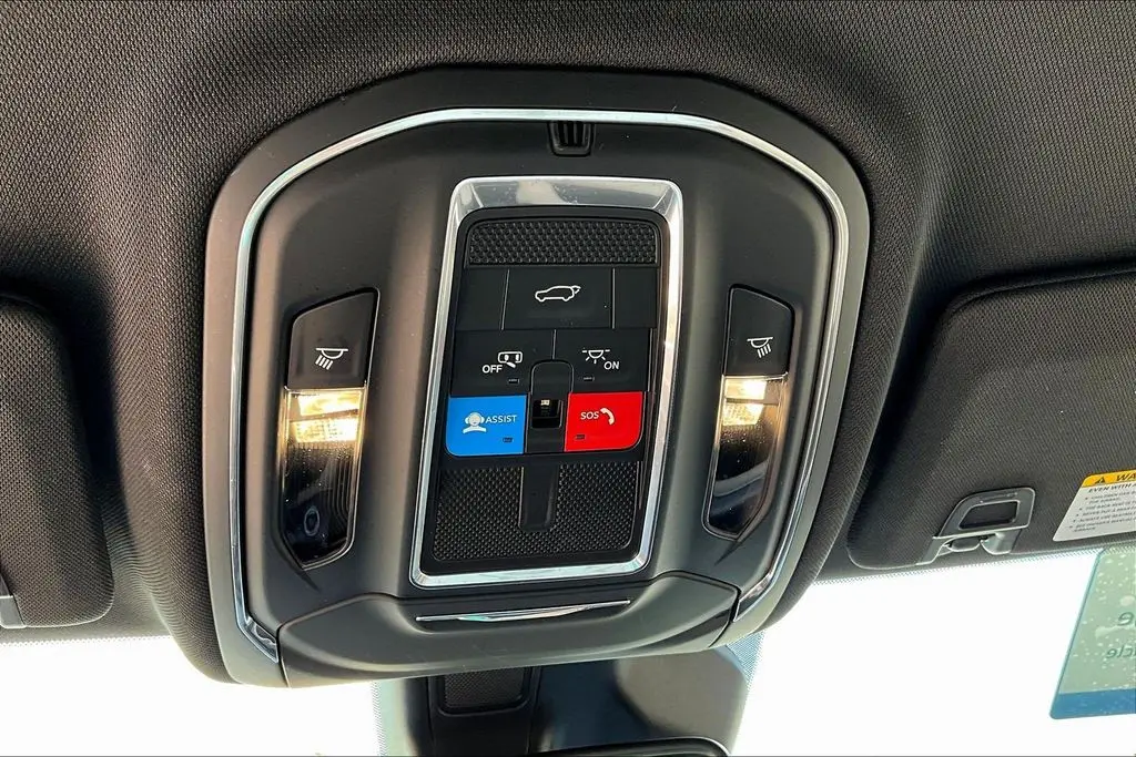 2023 Jeep Cherokee - $26,500