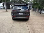 2022 Grand Cherokee Thumbnail 4