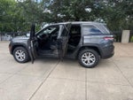2022 Grand Cherokee Thumbnail 11