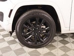 2022 Grand Cherokee Thumbnail 19