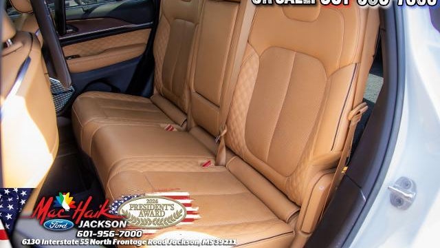 2023 Jeep Grand Cherokee Summit