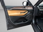 2023 Grand Cherokee Thumbnail 14