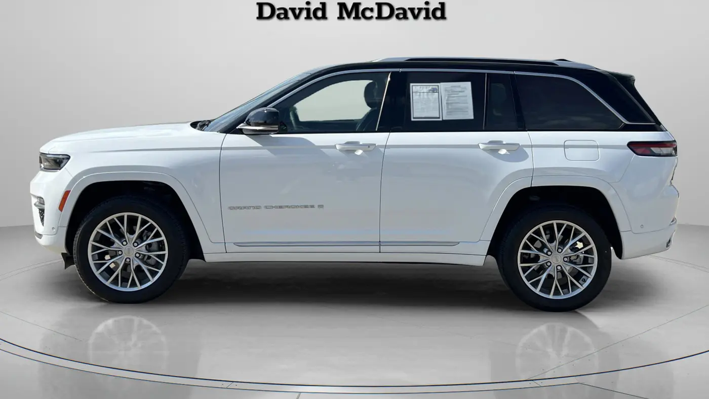 2023 Jeep Grand Cherokee Summit