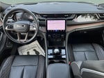 2023 Grand Cherokee Thumbnail 15