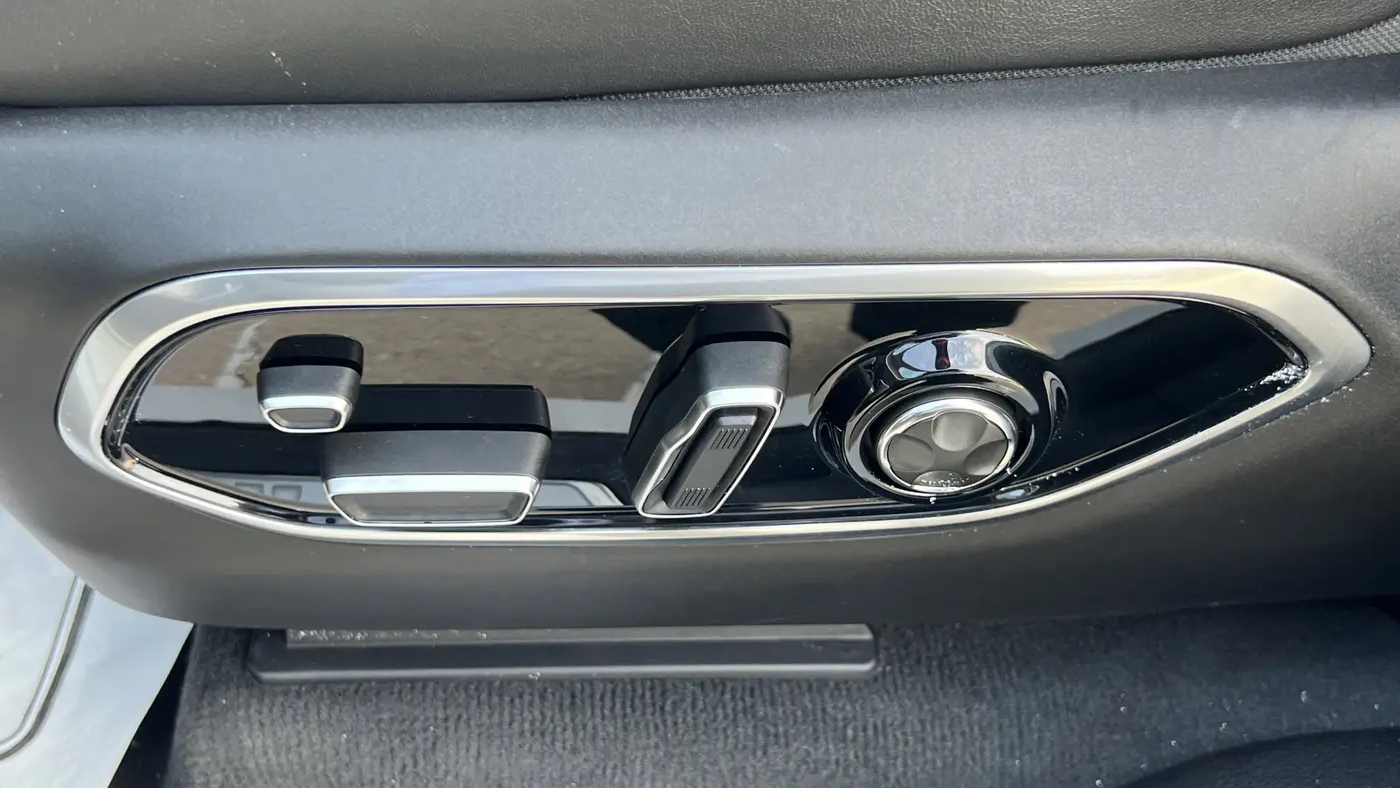 2023 Jeep Grand Cherokee Summit