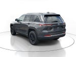 2022 Grand Cherokee Thumbnail 4