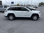 2023 Grand Cherokee Thumbnail 2