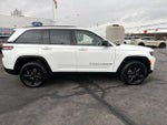 2023 Grand Cherokee Thumbnail 2