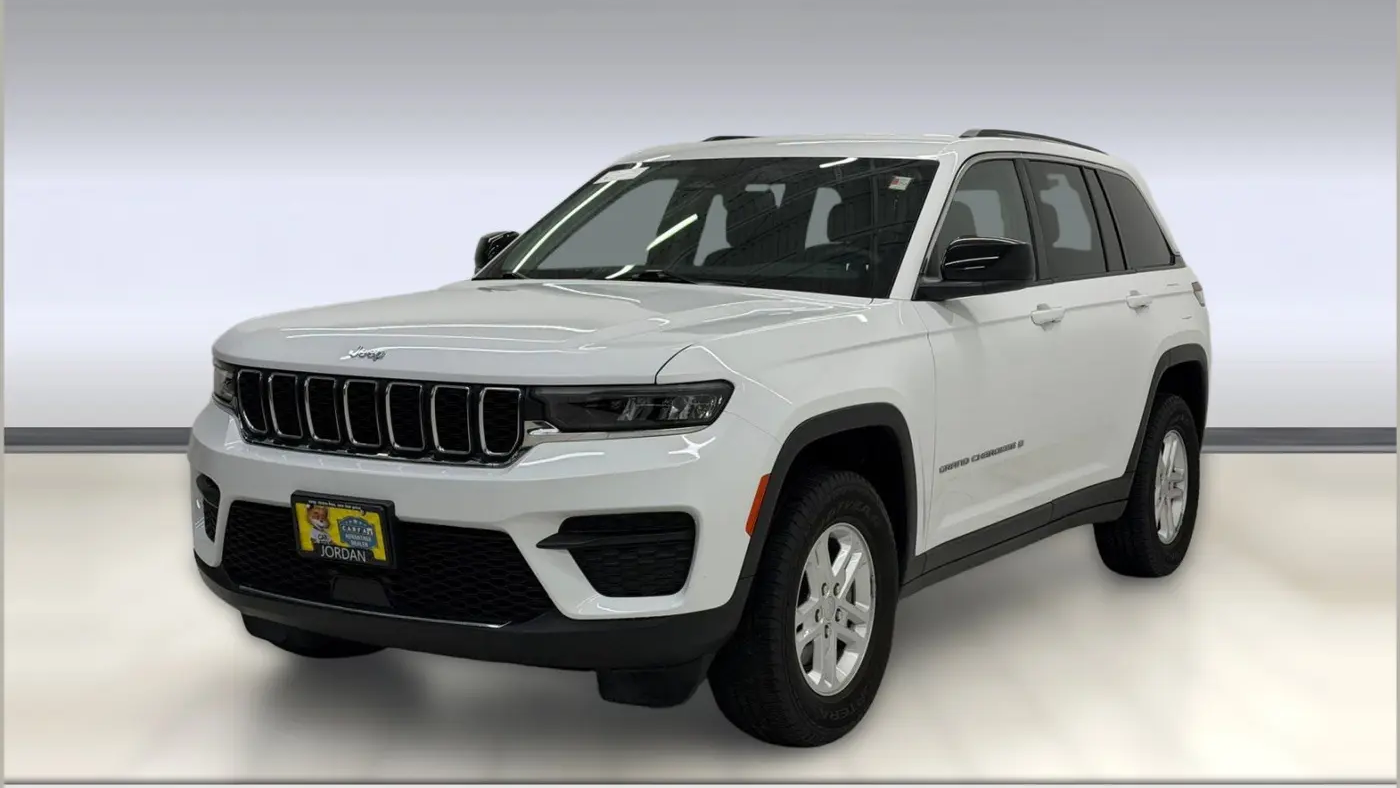 Preowned 2023 Jeep Grand Cherokee Laredo X for Sale