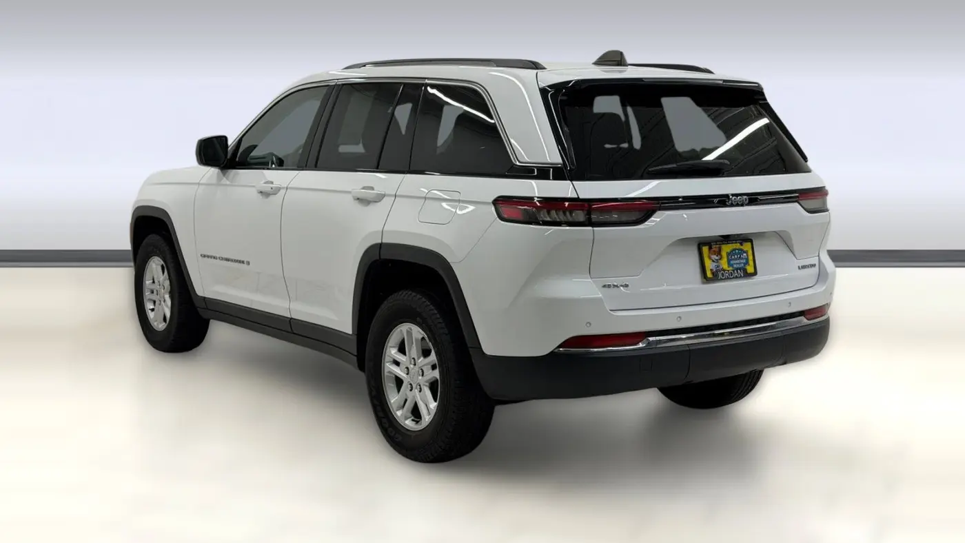 2023 Jeep Grand Cherokee Laredo X