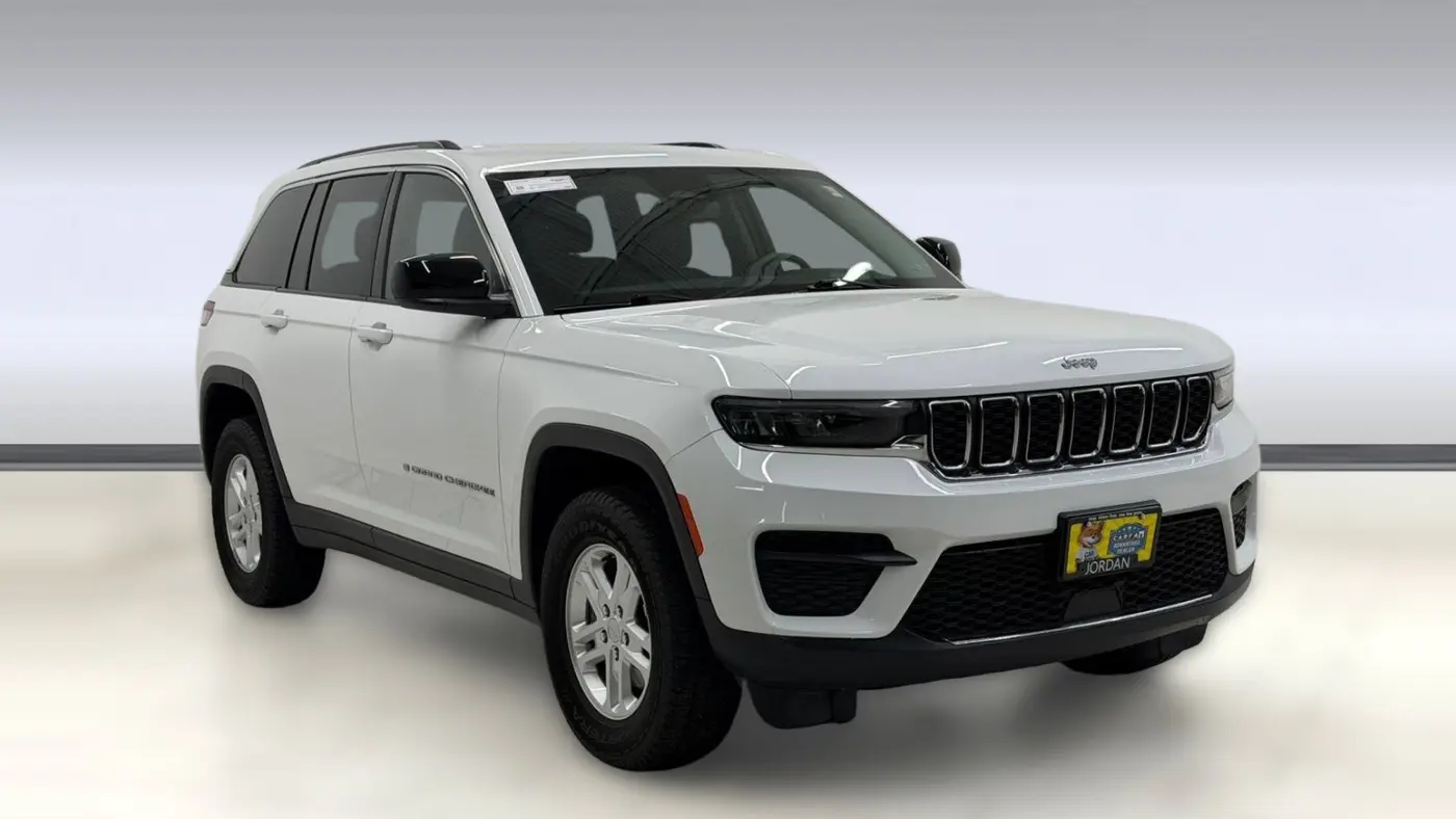2023 Jeep Grand Cherokee Laredo X