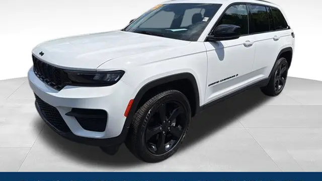 Preowned 2023 Jeep Grand Cherokee Laredo X for Sale