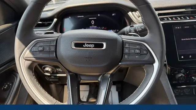 2023 Jeep Grand Cherokee Laredo X