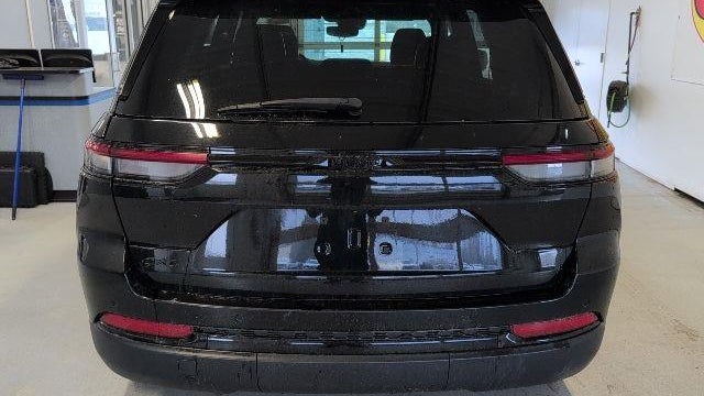 2023 Jeep Grand Cherokee Laredo X