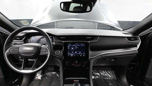 2023 Jeep Grand Cherokee Altitude X