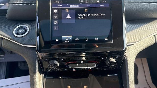 2023 Jeep Grand Cherokee Laredo X