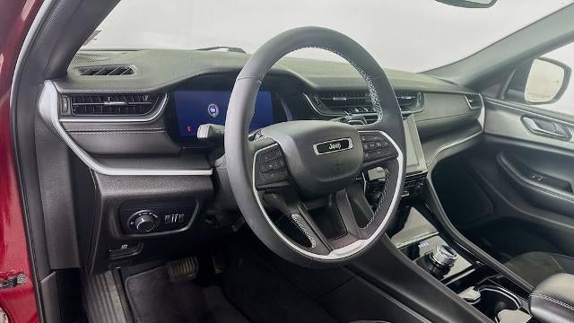 2023 Jeep Grand Cherokee Laredo X