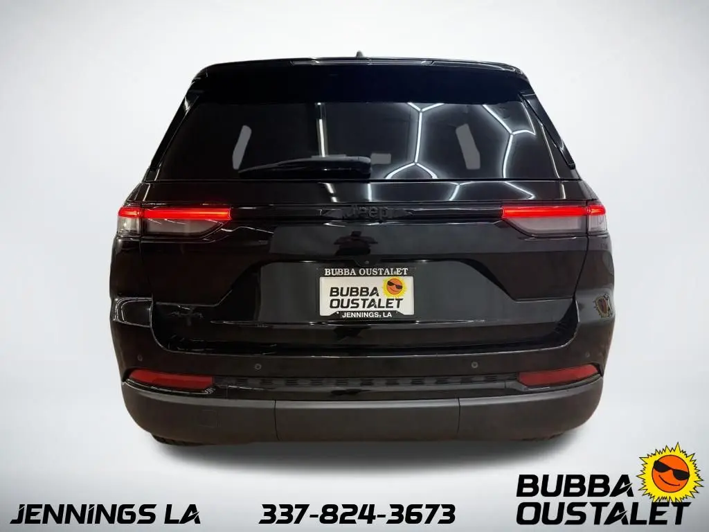2023 Jeep Cherokee - $34,925