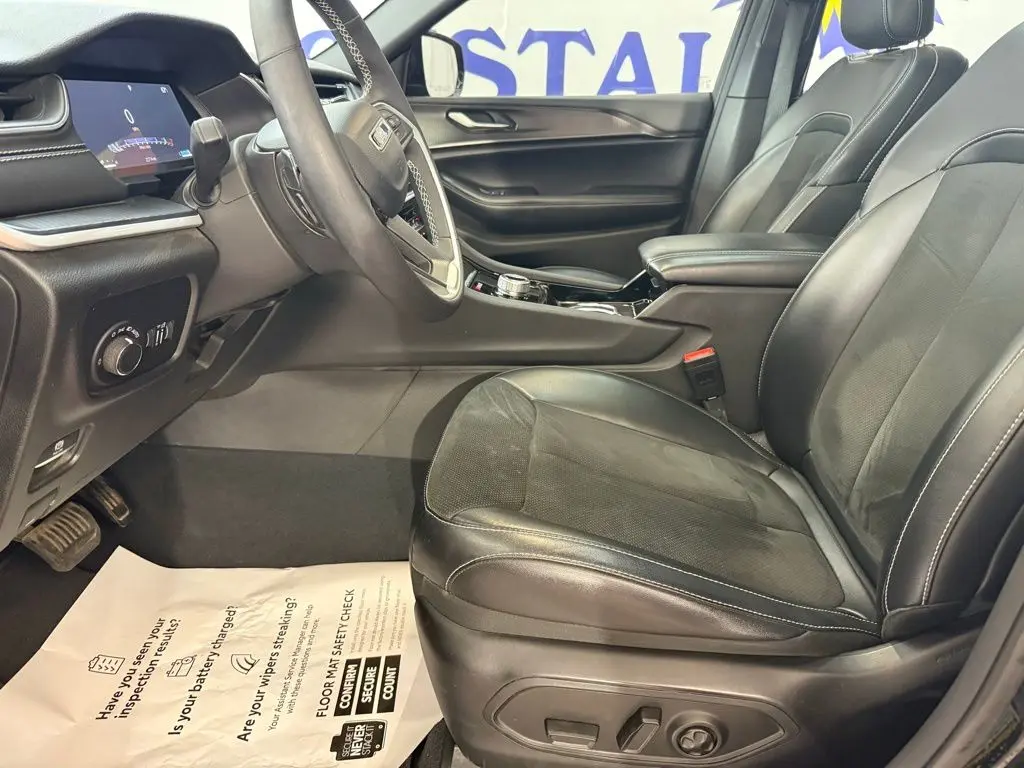 2023 Jeep Cherokee - $34,925