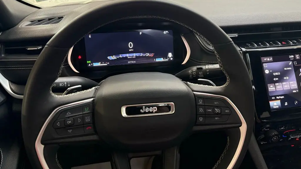 2023 Jeep Grand Cherokee Altitude X