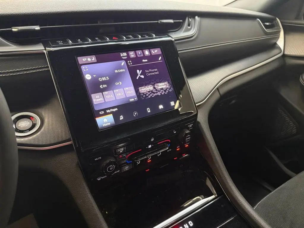 2023 Jeep Cherokee - $34,925