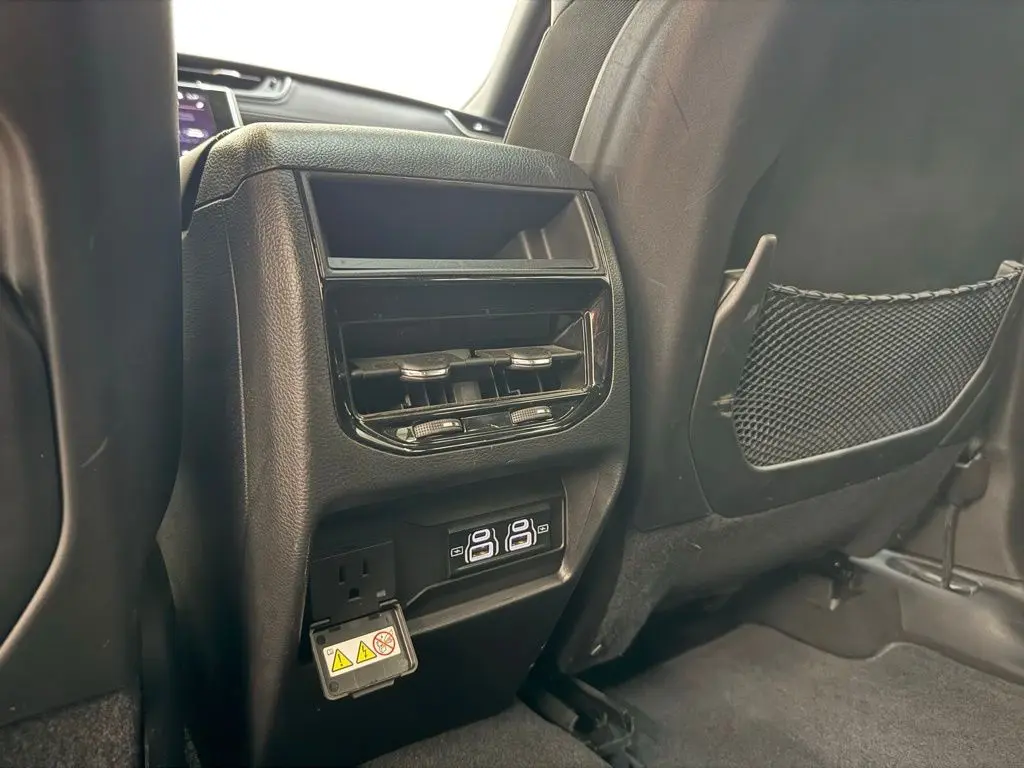 2023 Jeep Cherokee - $34,925