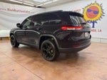 2023 Grand Cherokee Thumbnail 3