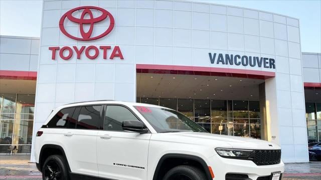 Preowned 2023 Jeep Grand Cherokee Altitude for Sale