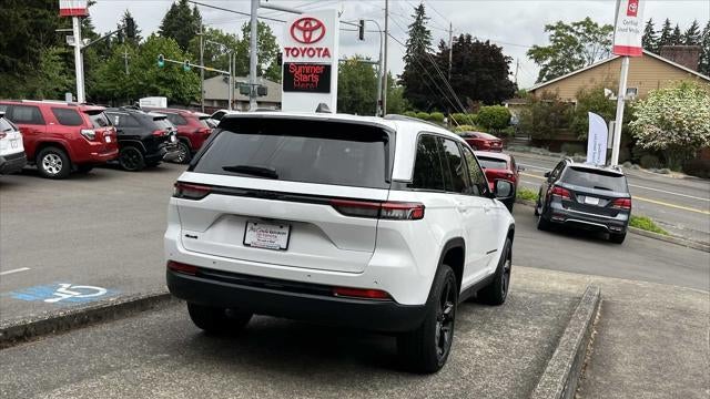 2023 Jeep Grand Cherokee Altitude